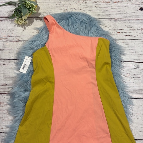 NWT Outdoor Voices One Shoulder Dress in‎ Tangerine/Dijon Mustard - Picture 3 of 9